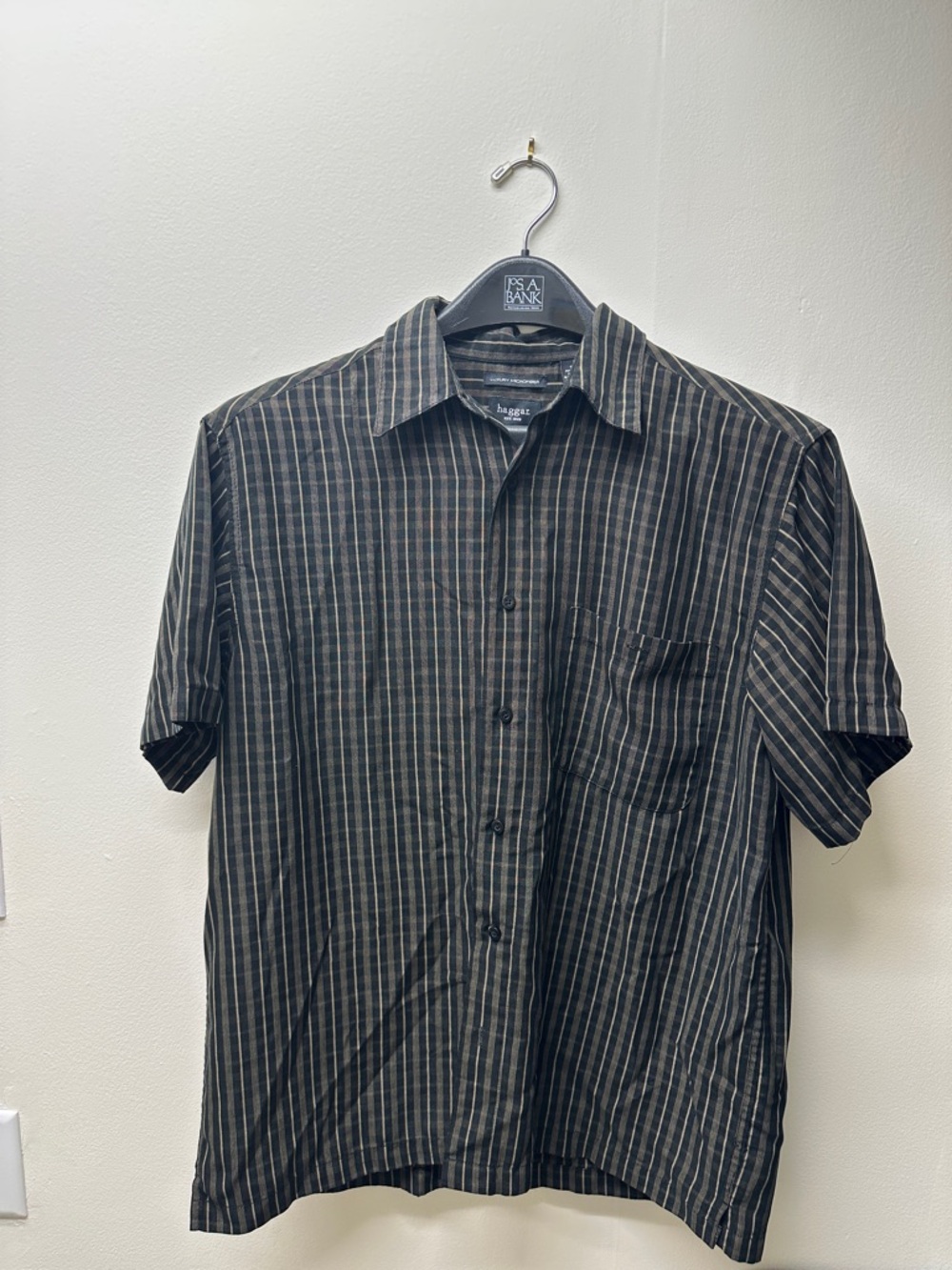 Haggar Black Short-Sleeve Button-Down Shirt with Gray and Cream Stripes